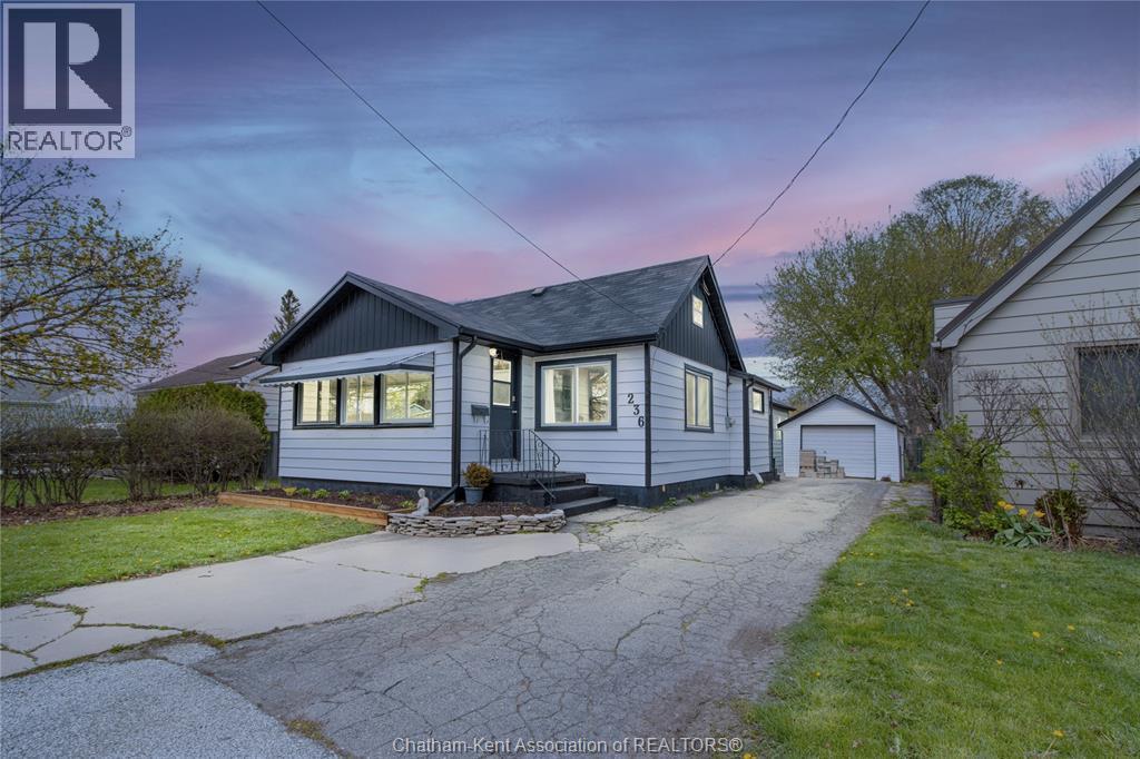 236 Sandys Street, Chatham — photograph 2