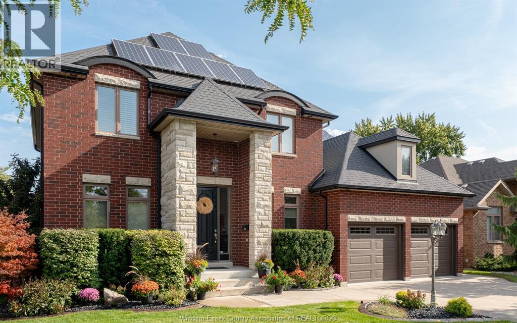 Single Family — 425 Superior Street, LaSalle, Ontario