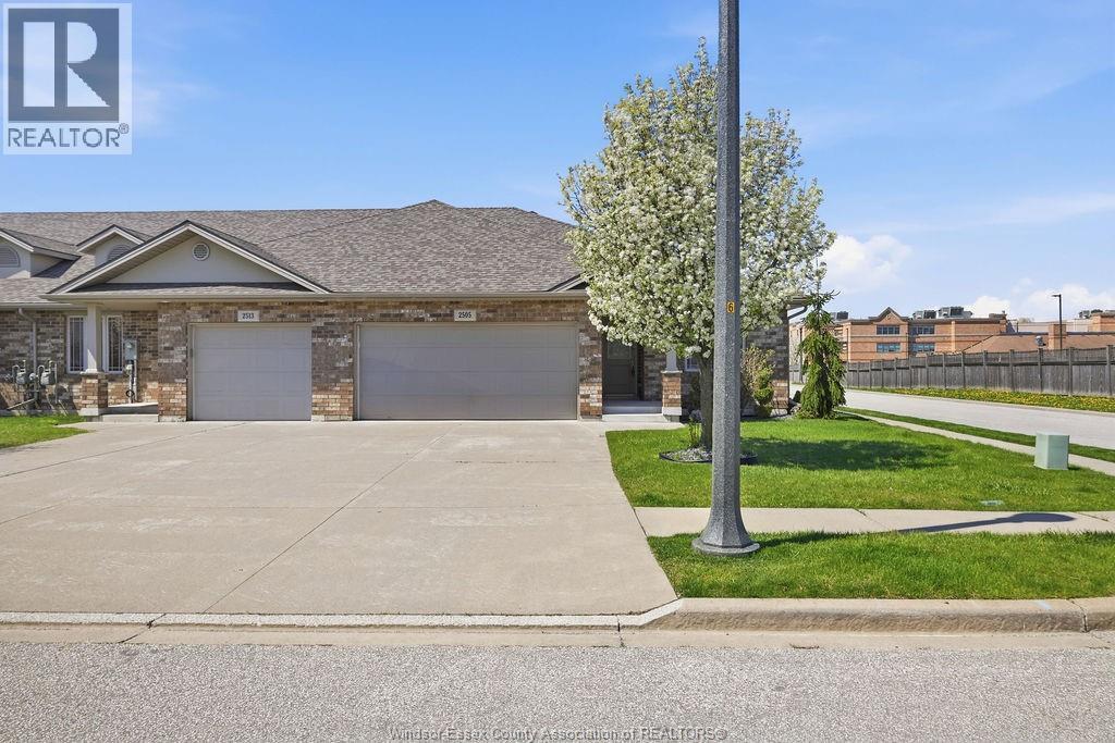 2505 Cypress Avenue, Windsor — primary photograph