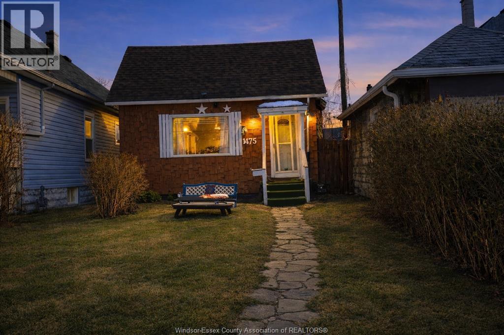 1475 Martindale Street, Windsor — primary photograph