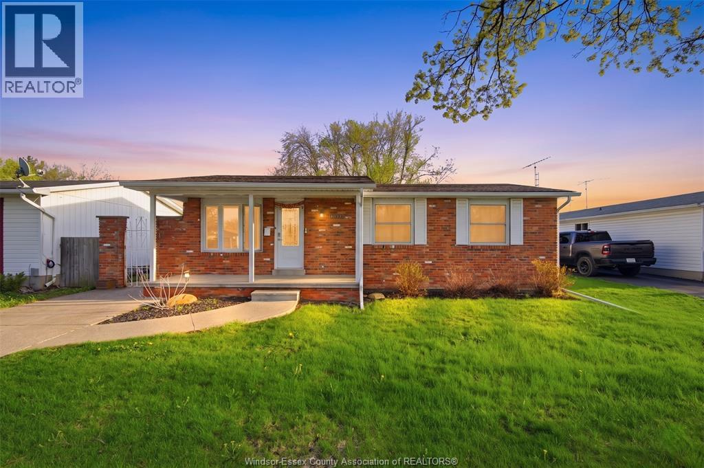 10395 Caledon Court, Windsor — primary photograph