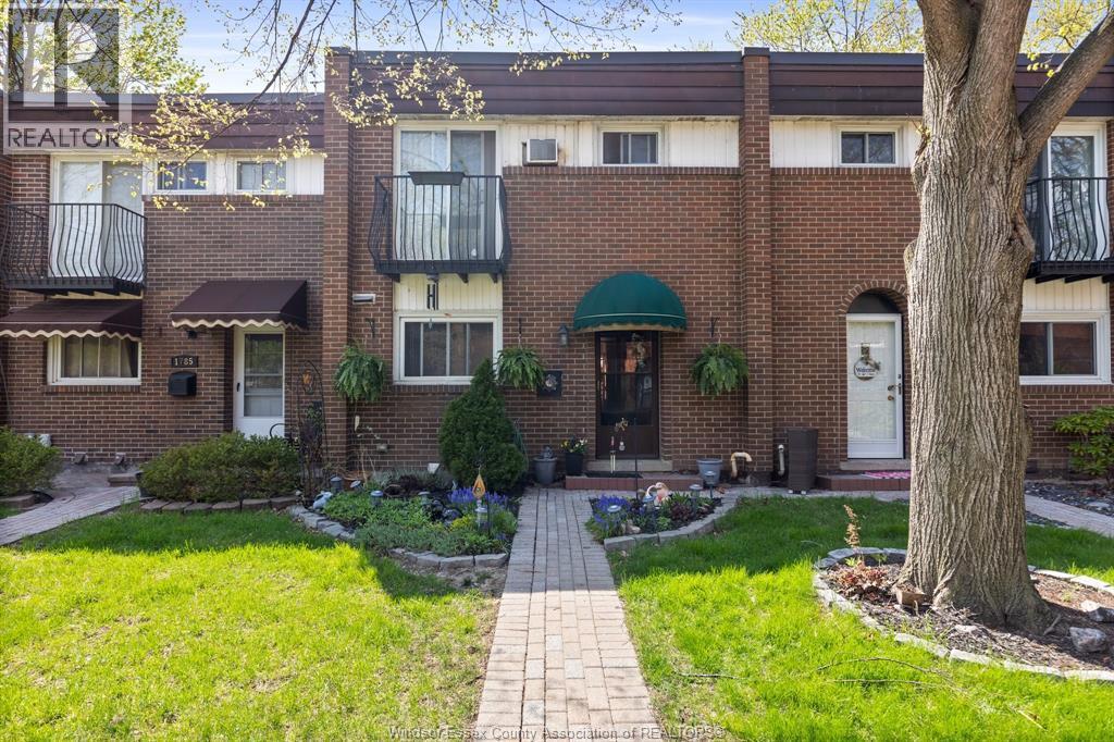 1783 East Gate Estates #28, Windsor — primary photograph