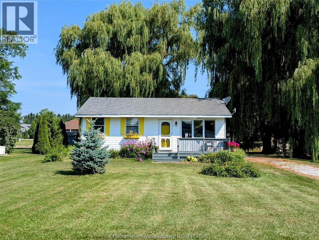 Single Family — 11527 Lagonda Way, Rondeau Bay Estates, Ontario