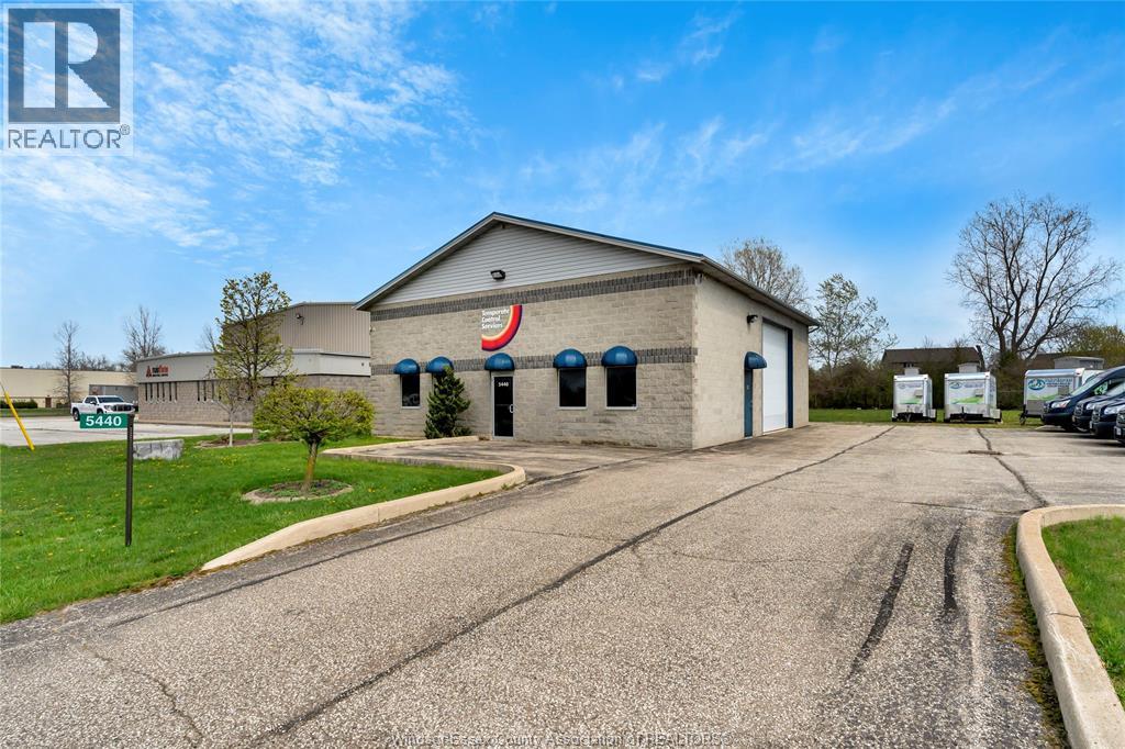 Industrial — 5440 Dicocco Court, Tecumseh, Ontario