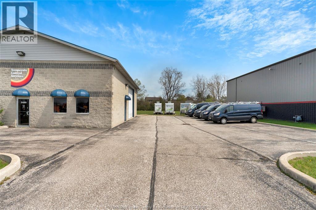 5440 Dicocco Court, Tecumseh — photograph 3