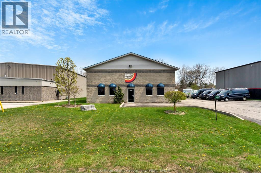 5440 Dicocco Court, Tecumseh — photograph 2