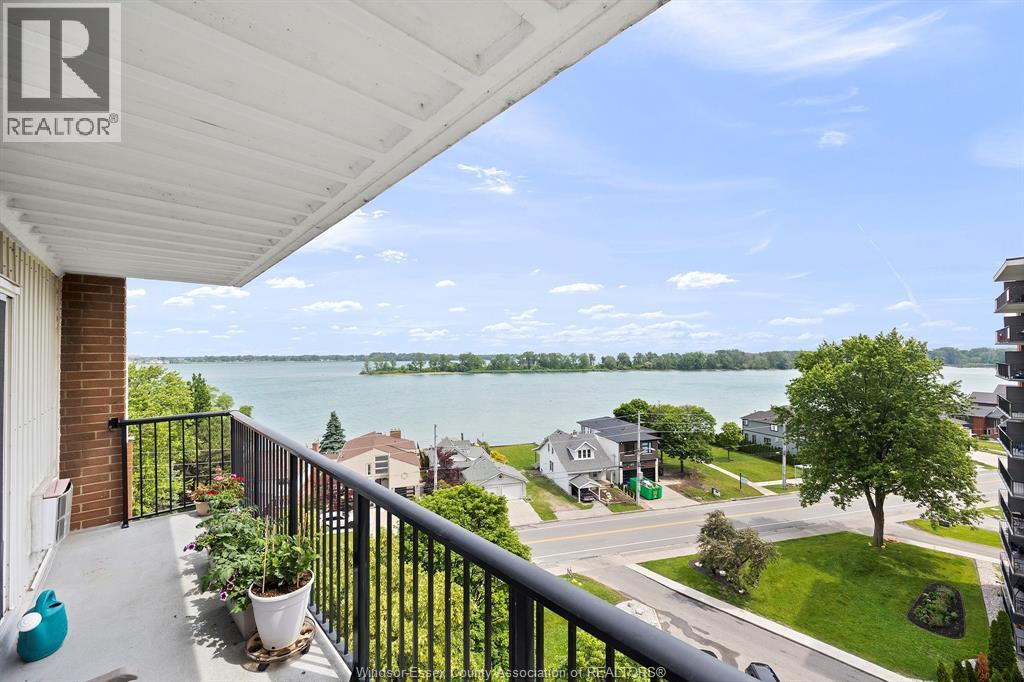 8591 Riverside Dr. E. #802, Windsor — photograph 2