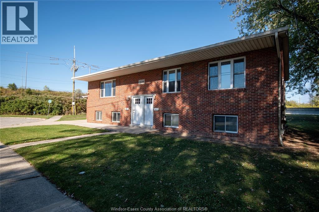 3134 Riberdy #LOWER, Windsor — photograph 3