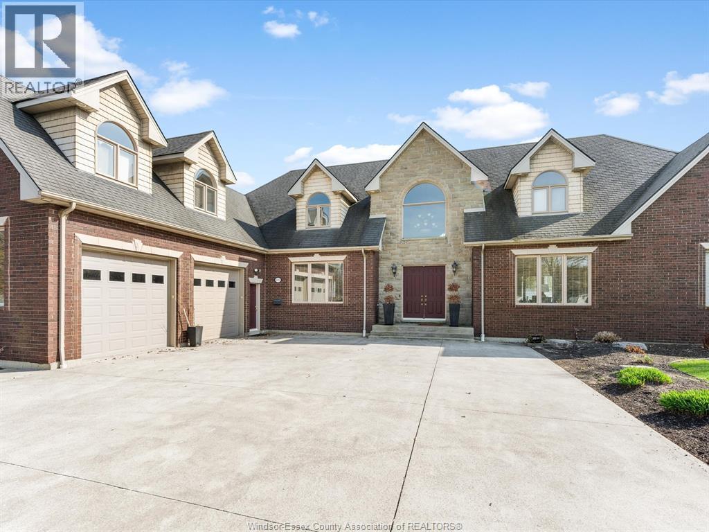 2055 Hickory Lane, Kingsville — photograph 2