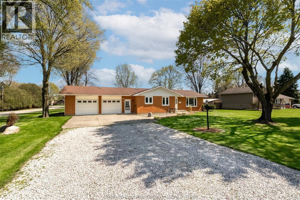 Single Family — 32 Nichols Drive, Blenheim, Ontario