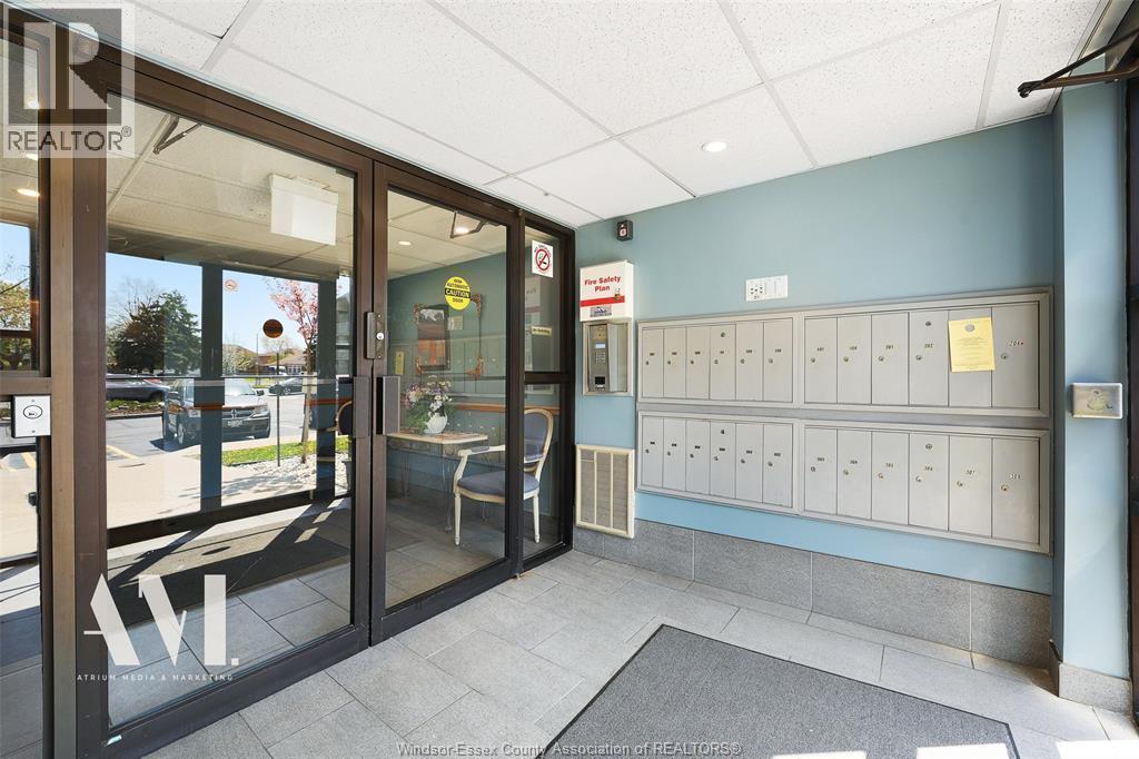 401 Grand Marais Road #205, Windsor — photograph 2