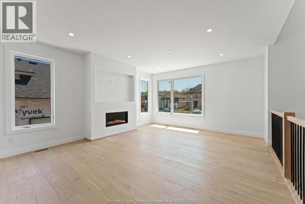 8312 Annie, McGregor — photograph 2