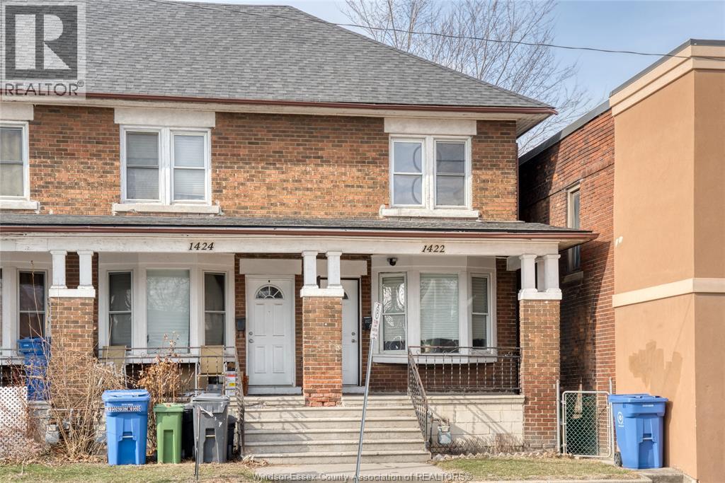 1422 Wyandotte Street, Windsor — photograph 2