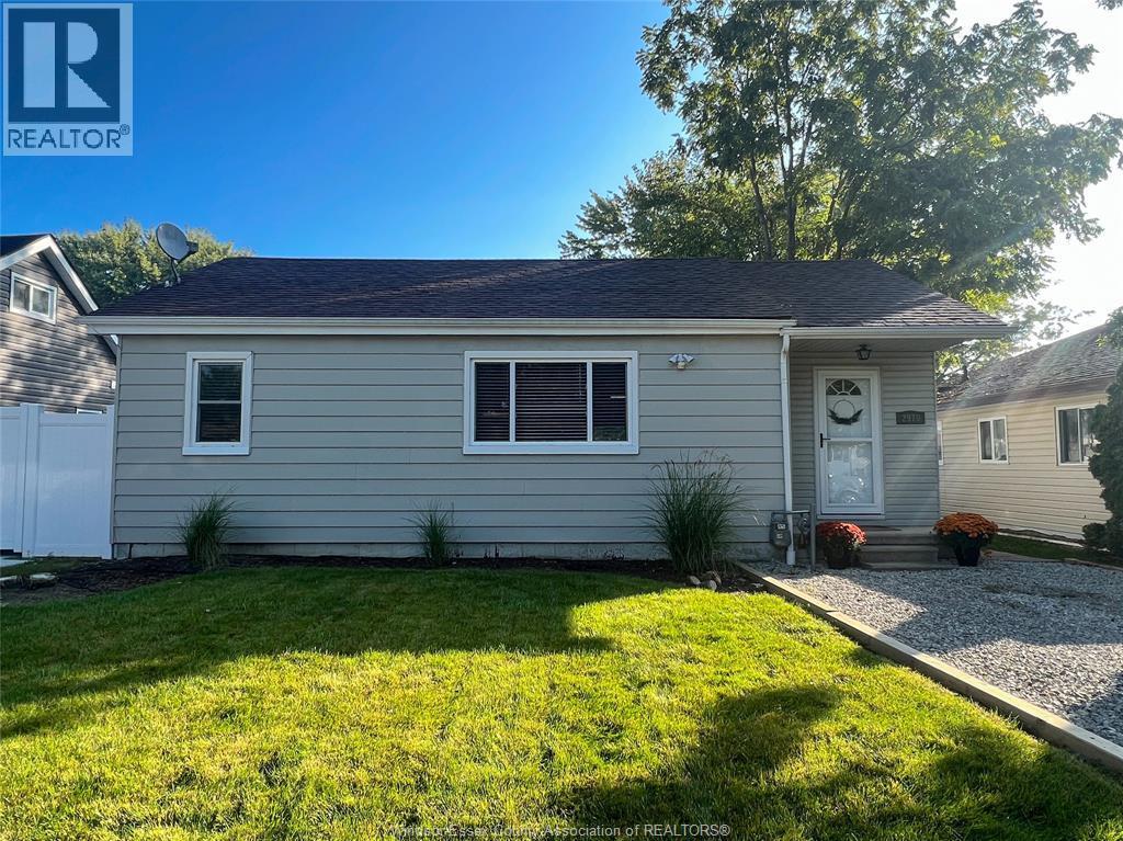 2970 Clemenceau, Windsor — primary photograph