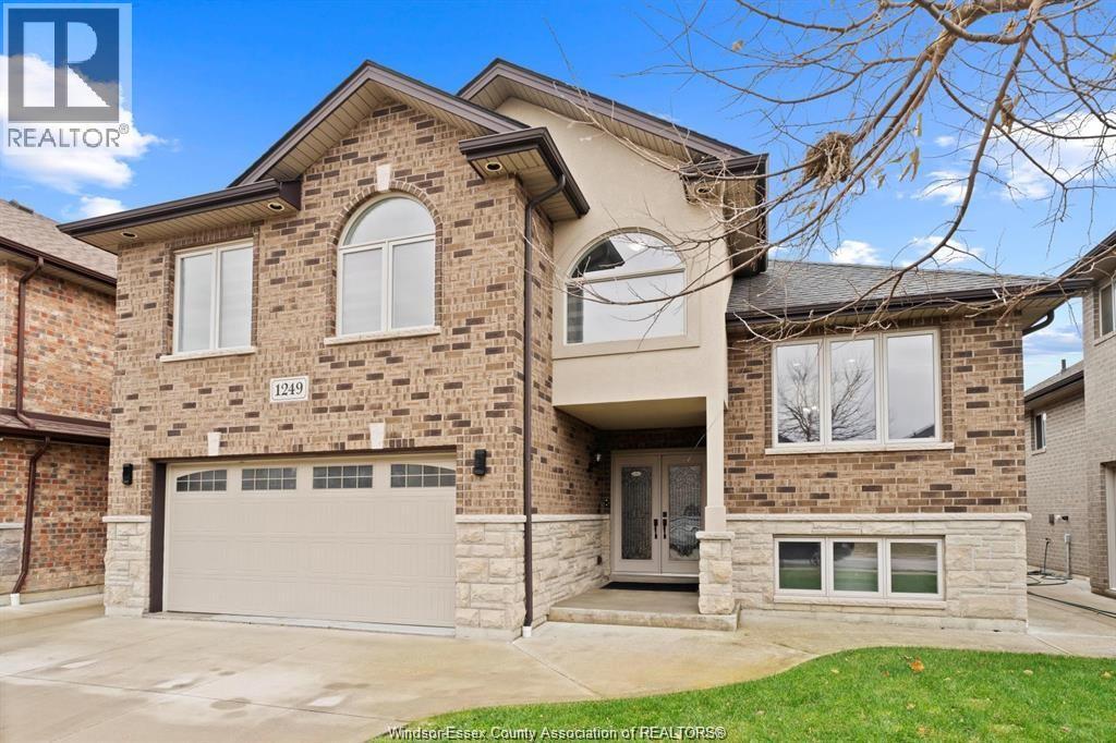 Single Family — 1249 Cancun, Windsor, Ontario