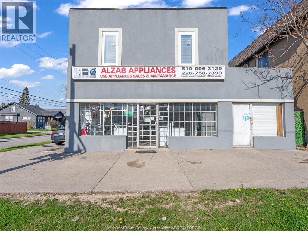 1500-1502 Howard Avenue, Windsor — photograph 2