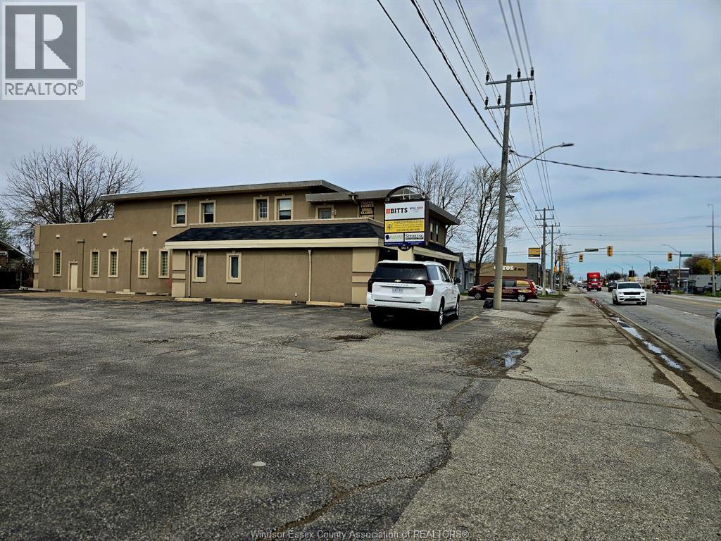 3615 Walker Road #4, Windsor — photograph 3