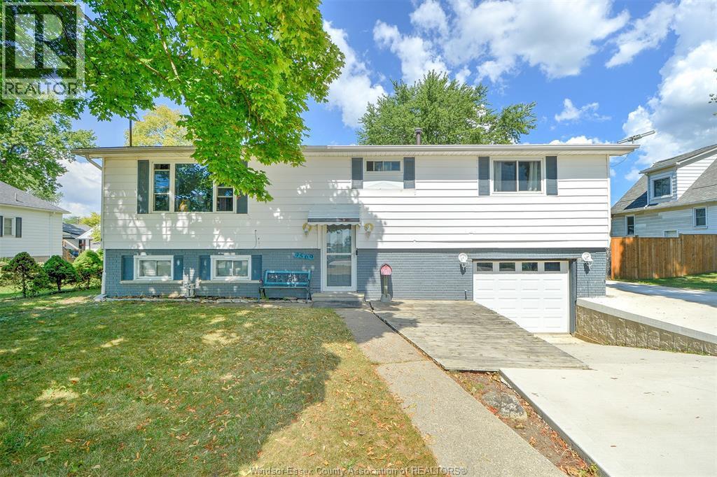 Single Family — 9569 Malden Road, LaSalle, Ontario
