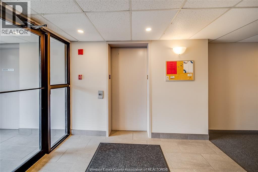 451 Grand Marais Road #315, Windsor — photograph 3