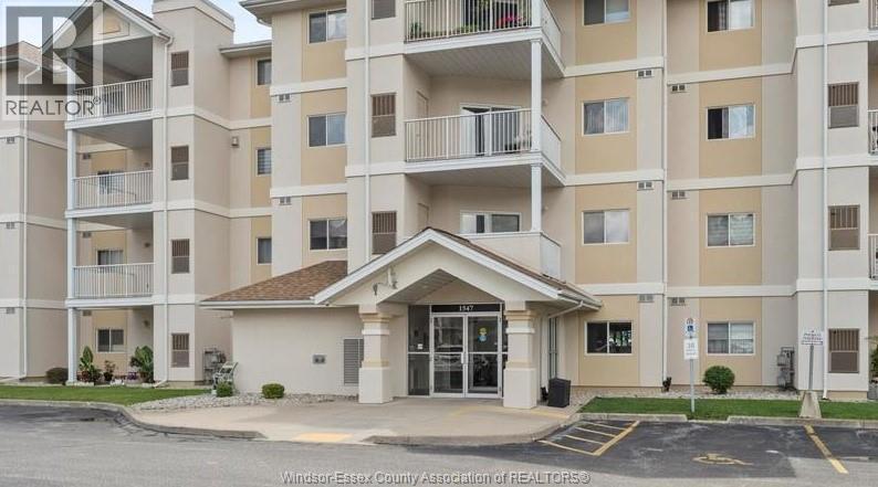 1547 Grand Marais Road #211, Windsor — photograph 2