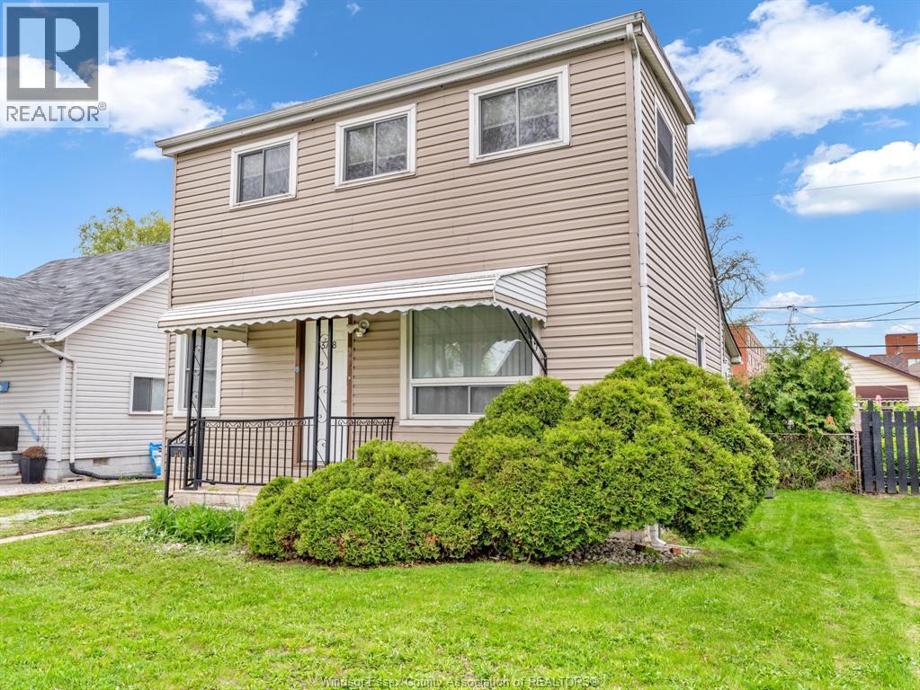 3748 Whitney, Windsor — photograph 2