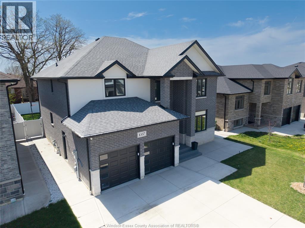 Single Family — 1557 Rockport Street, Windsor, Ontario