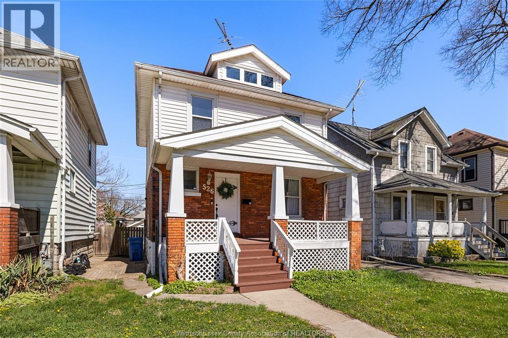 526 Curry, Windsor — primary photograph