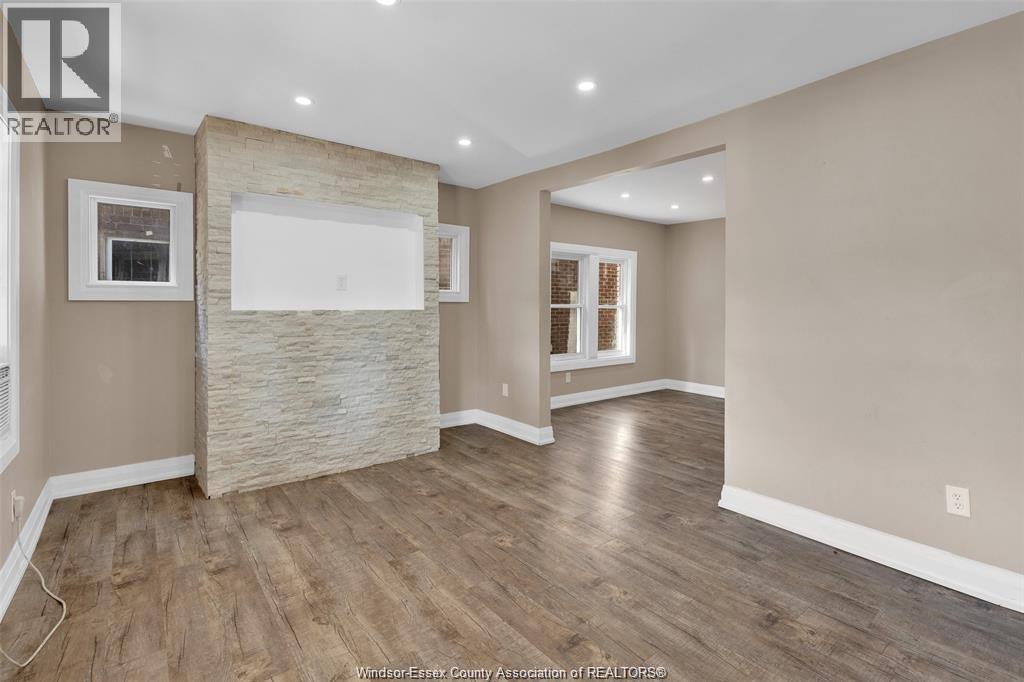 1374 Goyeau Street #MAIN, Windsor — photograph 3