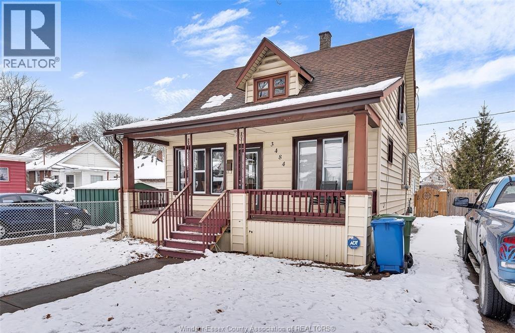 3484 Peter Street, Windsor — photograph 2