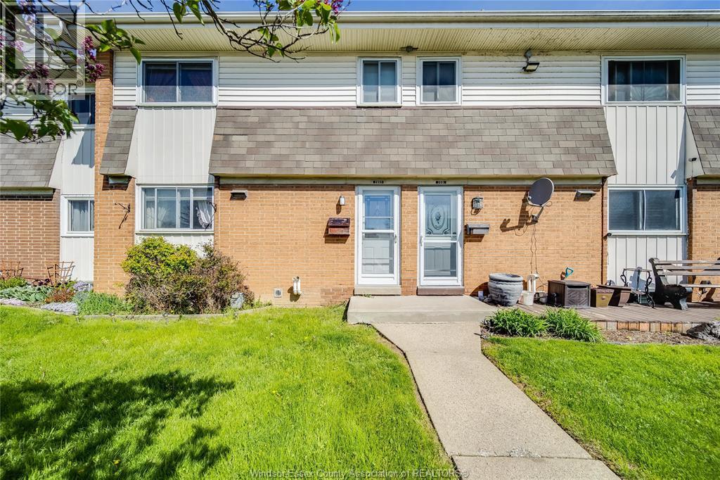 2693 Meadowbrook Lane, Windsor — primary photograph