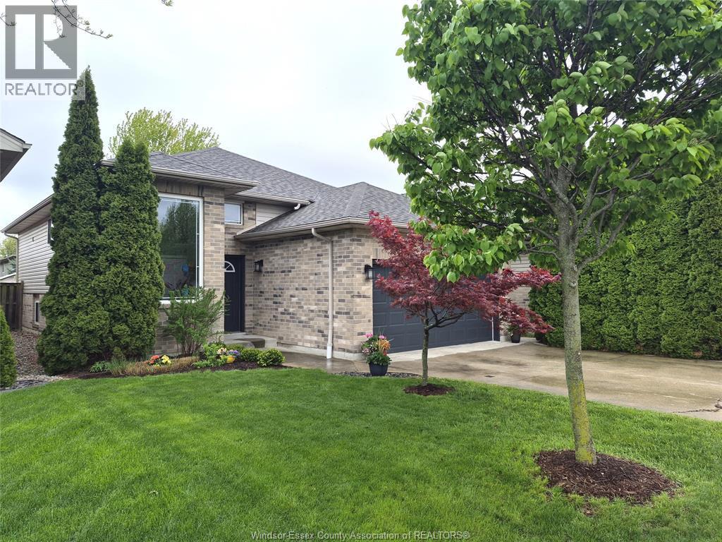 2514 Duneshill Avenue, Windsor — primary photograph