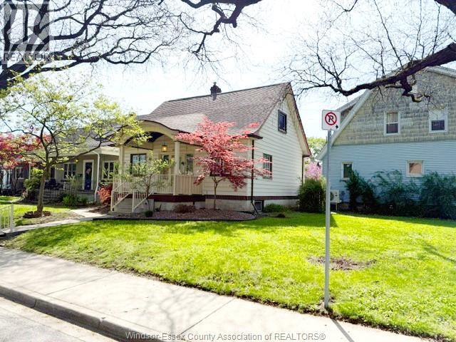 1921 Dacotah Drive, Windsor — photograph 3