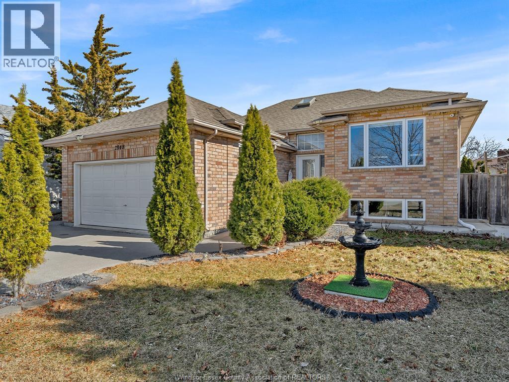 2848 Southridge, Windsor — primary photograph