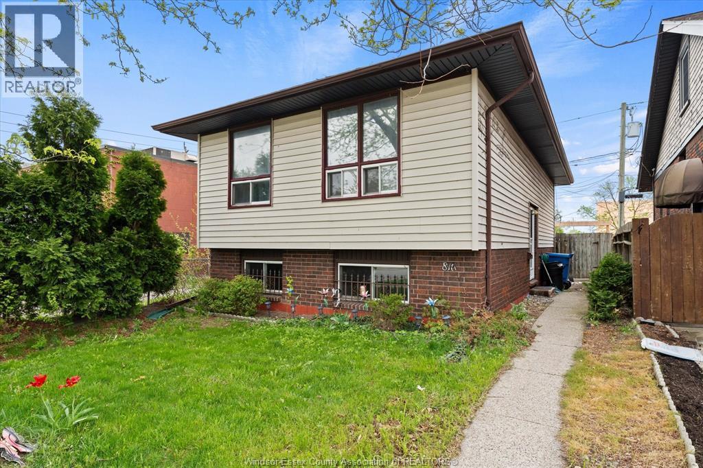 816 Dawson Road, Windsor — photograph 2