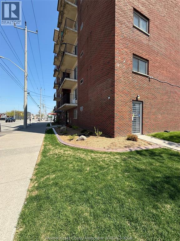 1989 Wyandotte W, Windsor — photograph 2
