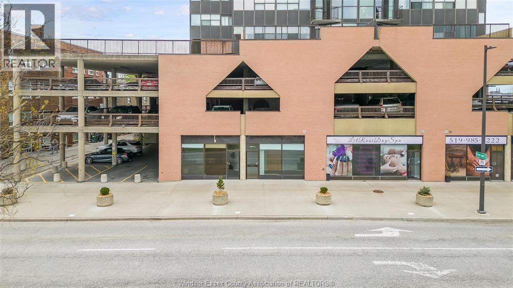 515 Riverside Drive #104A, Windsor — primary photograph