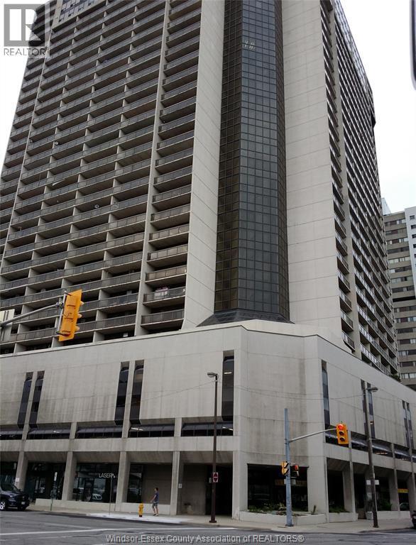 150 Park #3005, Windsor — primary photograph