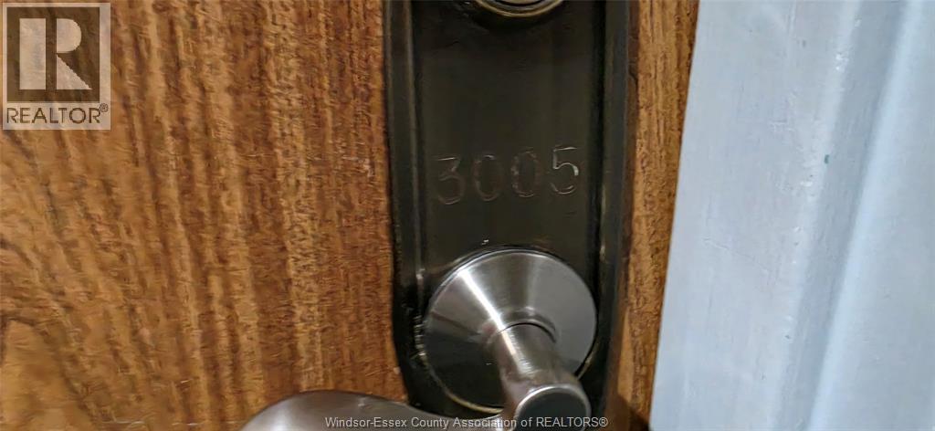 150 Park #3005, Windsor — photograph 3