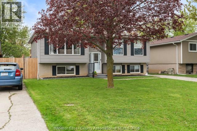 28 Vanier Drive, Tilbury — photograph 3