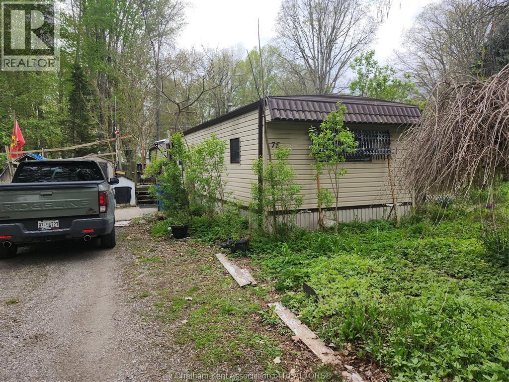 Single Family — 29338 Jane Road, Thamesville, Ontario