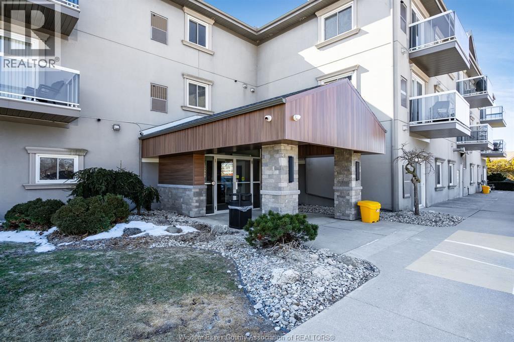44 Robson Road #316, Leamington — photograph 2