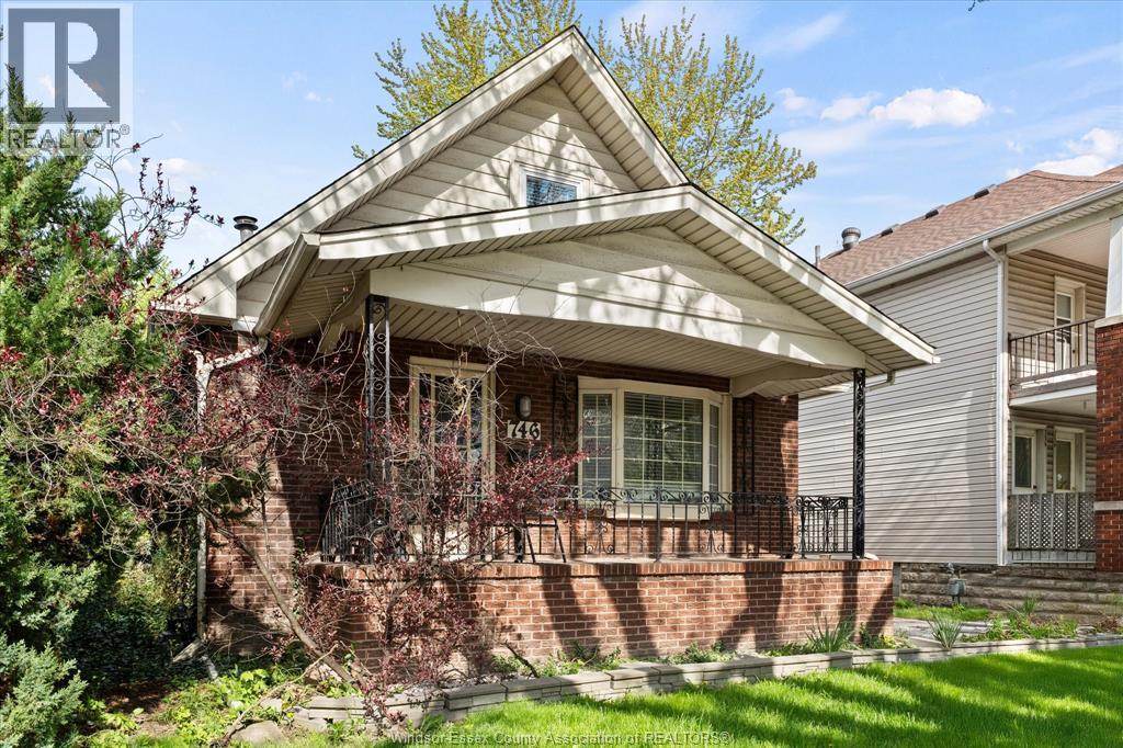 746 Campbell, Windsor — photograph 2