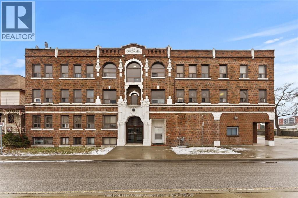 Multi-family — 581 Cataraqui Street, Windsor, Ontario
