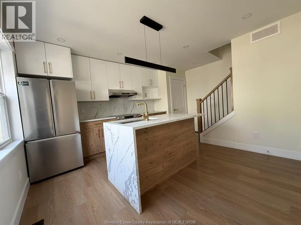 160 Askin Avenue #3, Windsor — photograph 2