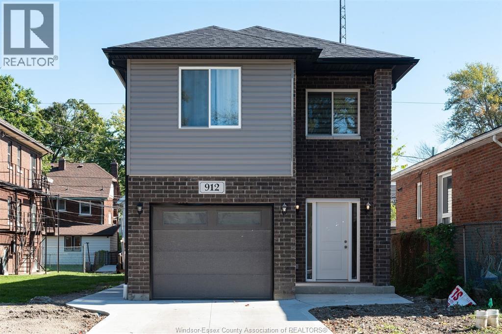 912 Hall Avenue #B, Windsor — primary photograph