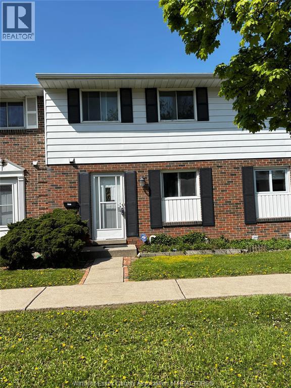 3057 Meadowbrook Lane #3, Windsor — primary photograph