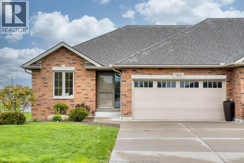 Single Family — 702 Commisso Crescent, LaSalle, Ontario