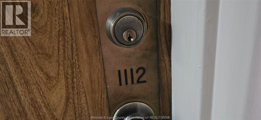 150 Park #1112, Windsor — photograph 2