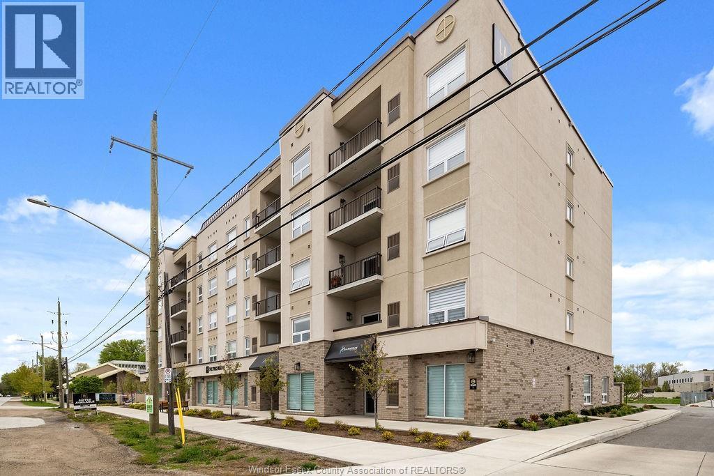 1740 Sprucewood #203, LaSalle — photograph 2