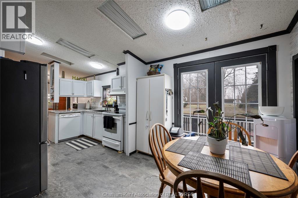 29338 Jane Road #72, Thamesville — photograph 2